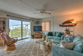Ocean City Condo with Balcony - Walk to Beach!